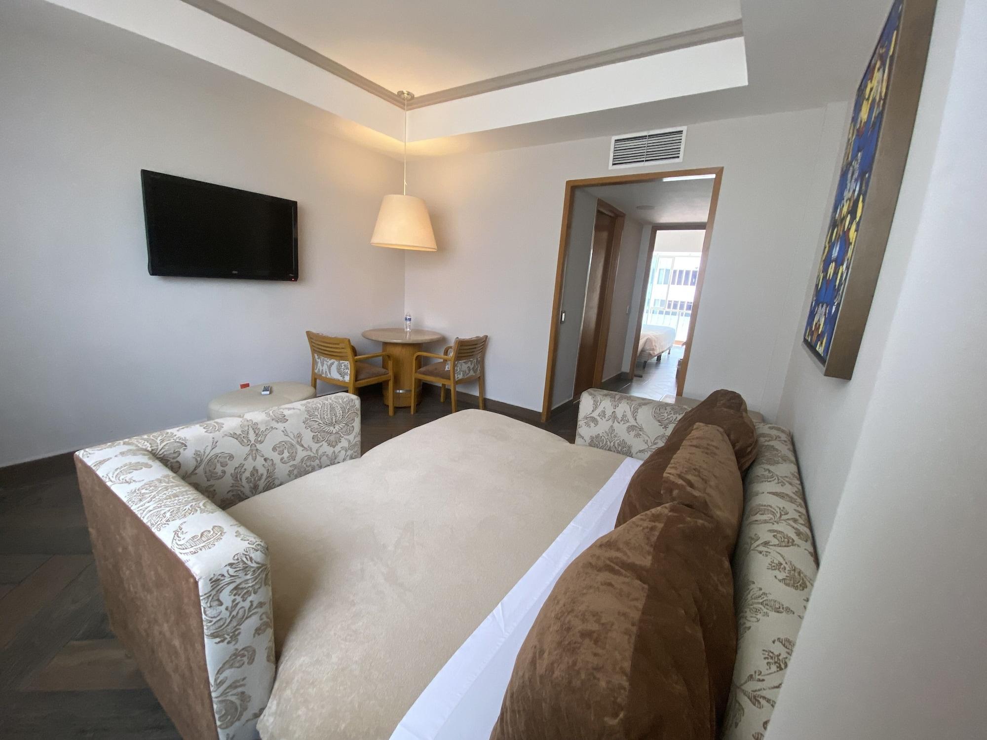 Apartahotel Del ángel 4*